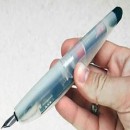 تولید قلم دیجیتالی برای گوشزد کردن اشتباهات املایی