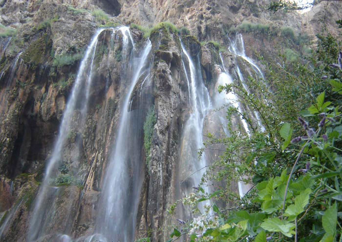 تصاویر و عکس های بسیار دیدنی از زیباترین آبشارهای ایران (+توضیحات)