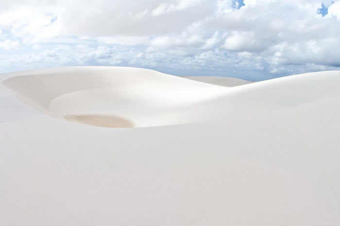 تصاویر و عکس هایی از عجایب خارق العاده و زیبای صحرای سفید برزیل